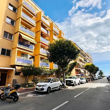 Charming 2-rooms - Walk To Beach, Near Monaco & Menton Apartament