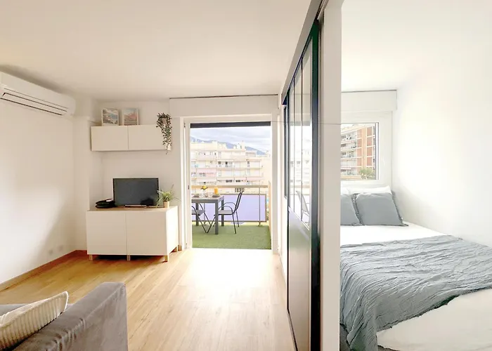 Apartament Charming 2-rooms - Walk To Beach, Near Monaco & Menton Roquebrune-Cap-Martin