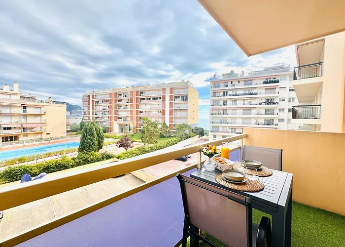 Apartament Charming 2-rooms - Walk To Beach, Near Monaco & Menton *