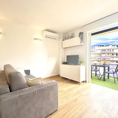 Charming 2-rooms - Walk To Beach, Near Monaco & Menton *