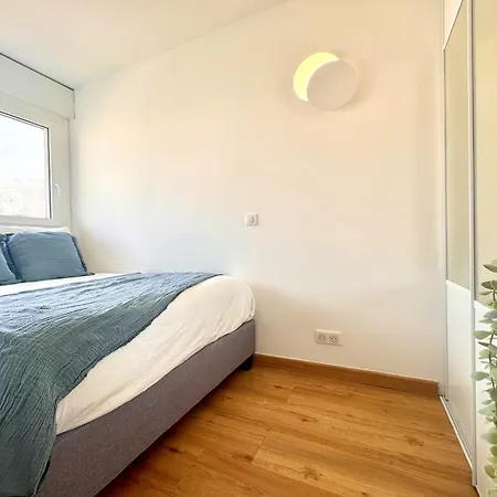 Charming 2-rooms - Walk To Beach, Near Monaco & Menton Apartment *